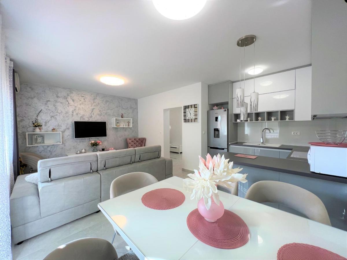Apartment มาคาร์สกา ภายนอก รูปภาพ